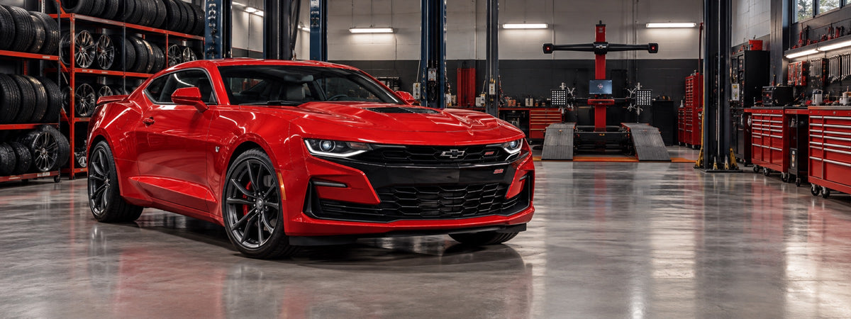 Chevrolet Camaro 6.2L automático 2022 en taller