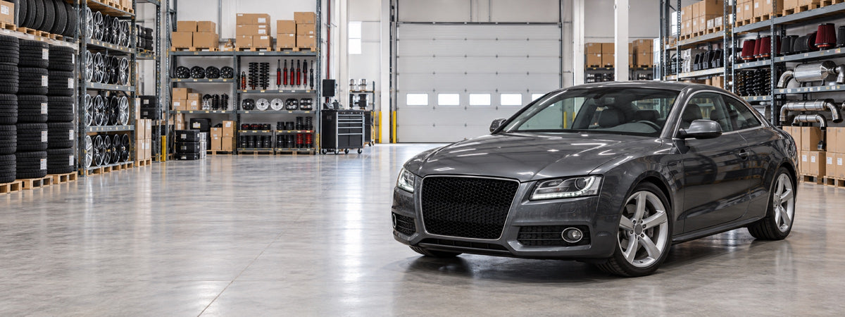 Banner Audi A5 en almacén de repuestos