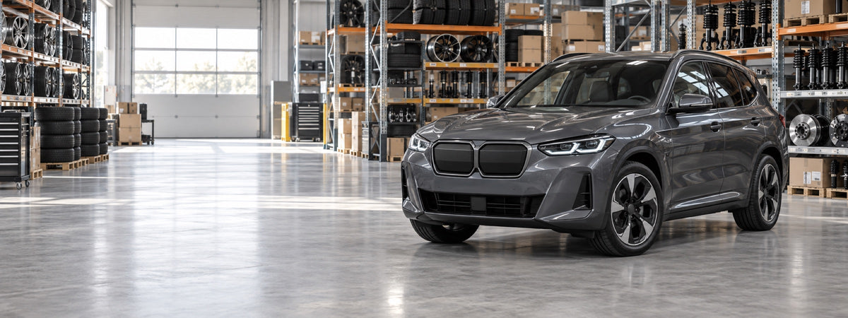 Banner BMW iX2 en almacén de repuestos