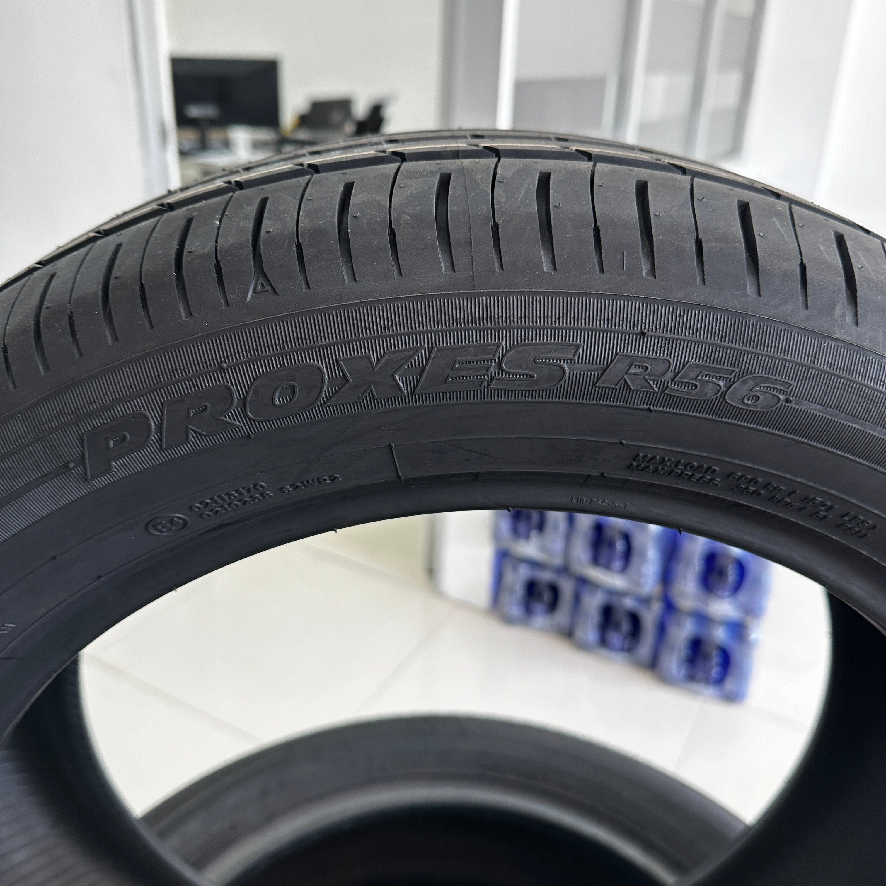 TOYO® PROXES R56 - 215/55R18 95H