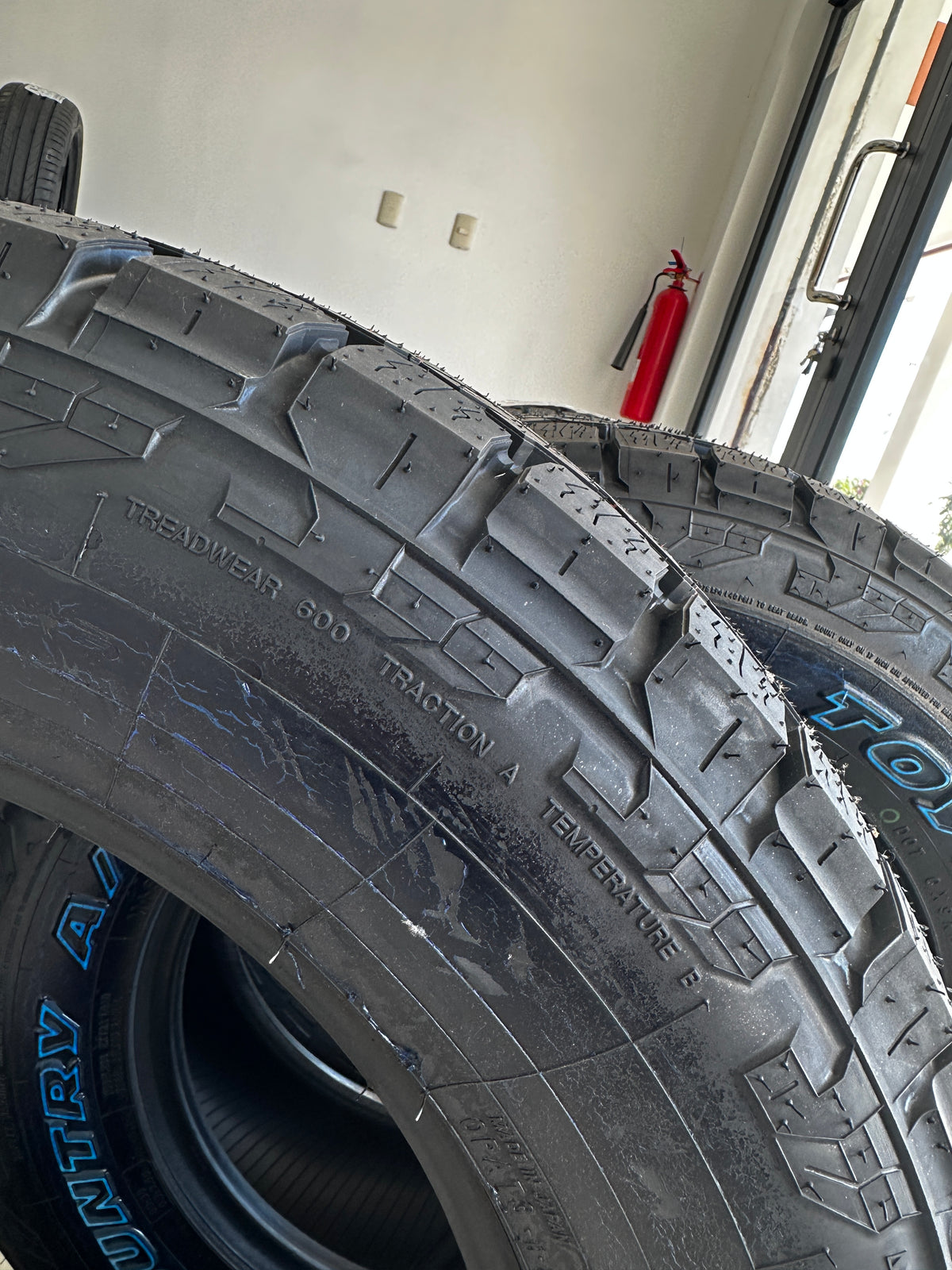 TOYO® OPEN COUNTRY A/T III - 245/65R17 111T