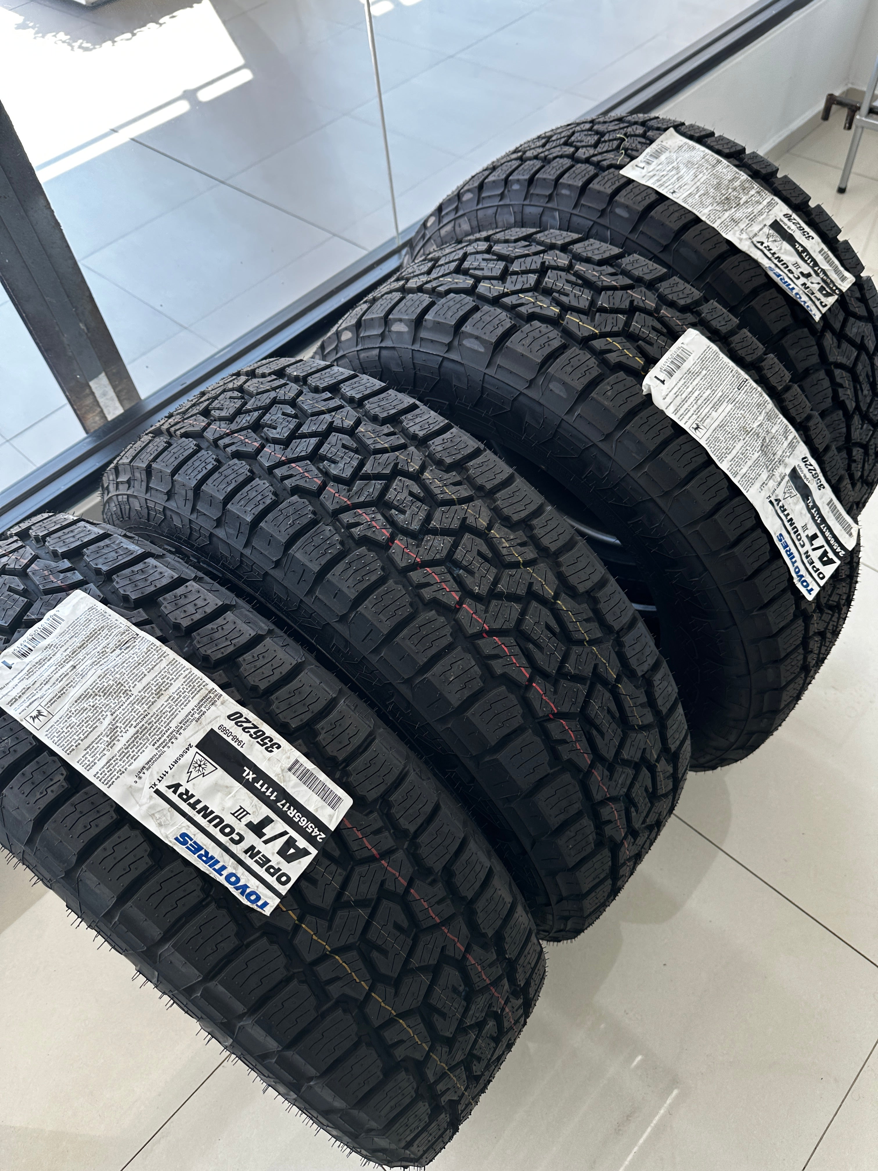 TOYO/OPEN COUNTRY A/T 185/65R15 ① Open Country A/T III | The All-Terrain Tires for Trucks