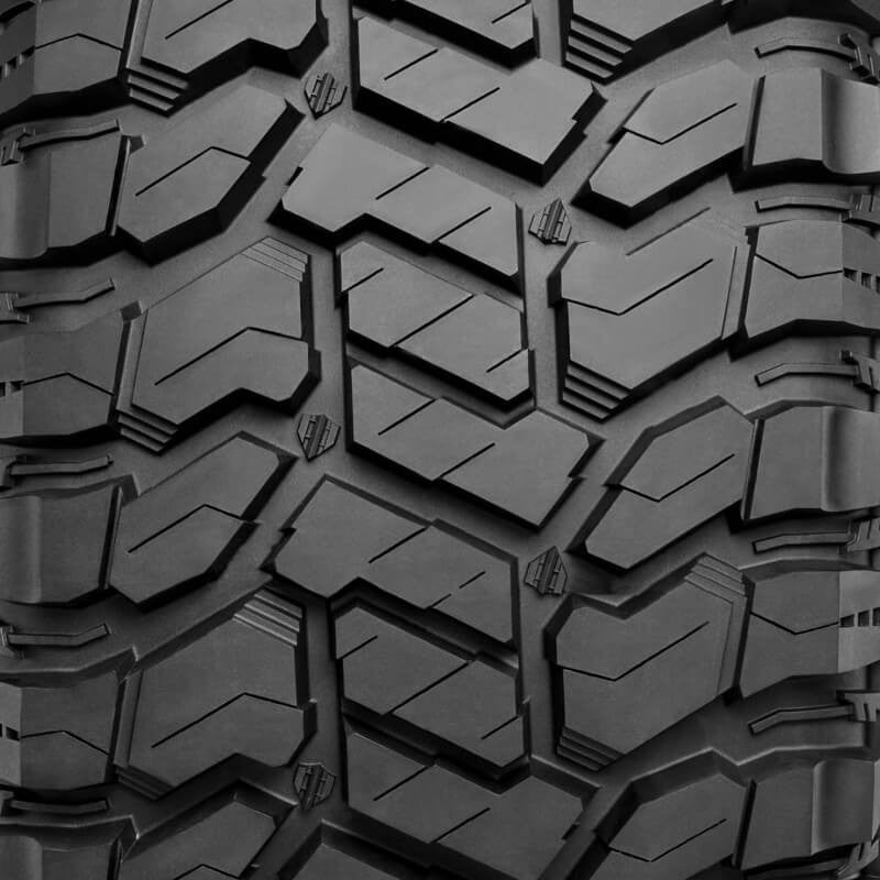 RADAR® RENEGADE R/T+ - LT 265/60R18 119/116Q