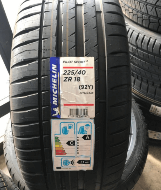 MICHELIN® PILOT SPORT 4 - 225/40ZR18 92Y XL