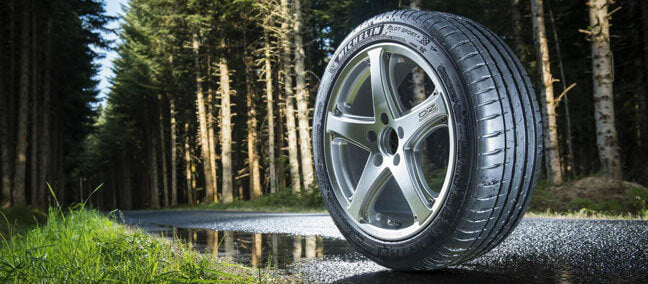 MICHELIN® PILOT SPORT 4 - 245/50R20 102V TL