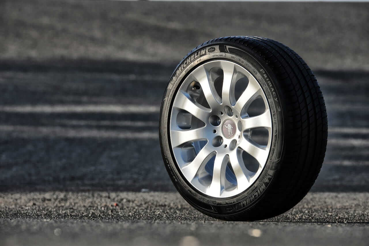 MICHELIN Primacy 3 245/50R18 100Y ZP ☆ 価格比較 - 価格.com