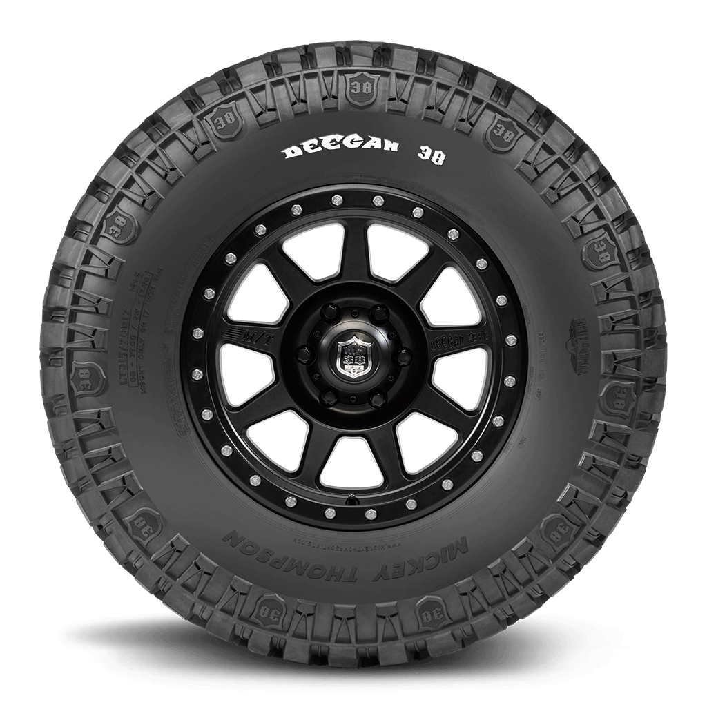 MICKEY THOMPSON® DEEGAN 38 AT - LT 275/70R17 121/118R