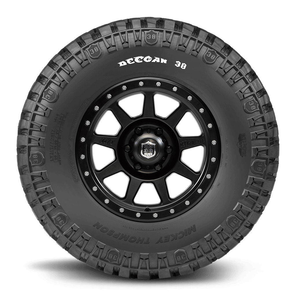 MICKEY THOMPSON® DEEGAN 38 AT - LT 285/55R20 122/119R